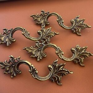 Vintage Keeler Brass Co French Provincial Solid Brass Drawer Pulls (x4) c.1965